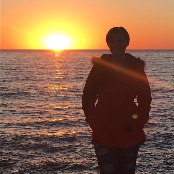 Meet your Posher, Amber - Picture 6 of 8